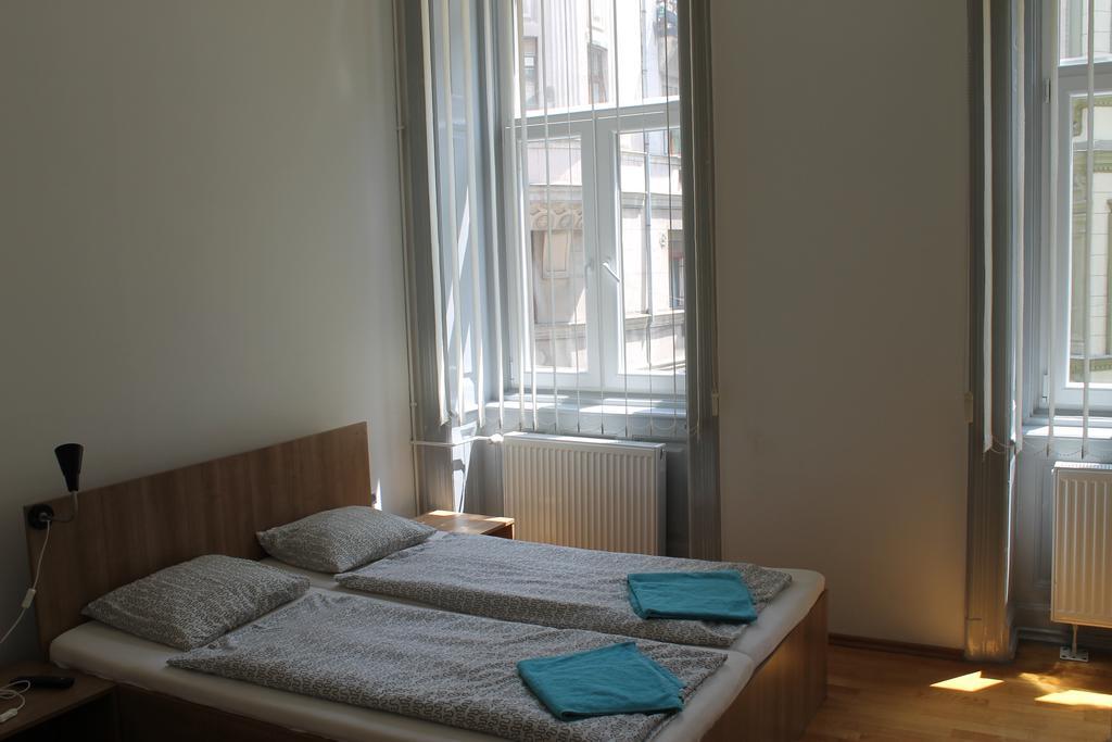 Capital Guesthouse Budapest Luaran gambar