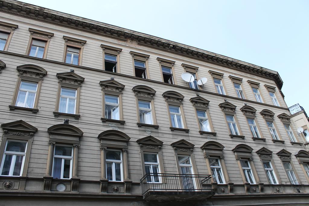 Capital Guesthouse Budapest Luaran gambar