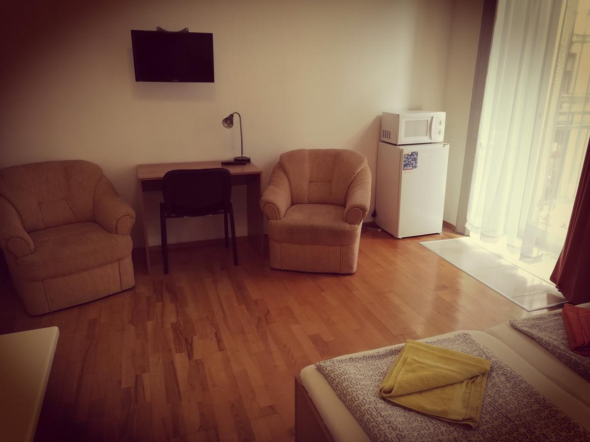 Capital Guesthouse Budapest Luaran gambar